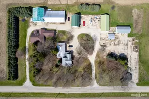 15555 McGirr Rd, Hinckley, IL 60520 - Photo 10