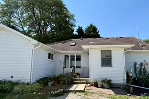 15555 McGirr Rd, Hinckley, IL 60520 - Photo 8