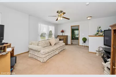 2930 Plumrose Lane, McHenry, IL 60050 - Photo 16