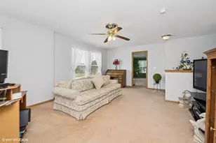 2930 Plumrose Ln, McHenry, IL 60050 - Photo 16