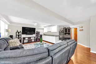 2913 Vimy Ridge Dr, Joliet, IL 60435 - Photo 26