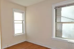 1031 W North Shore Ave, Chicago, IL 60626 - Photo 10