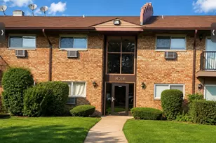 836 E Old Willow Rd, Prospect Heights, IL 60070 - Photo 2