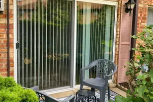 836 E Old Willow Rd, Prospect Heights, IL 60070 - Photo 16