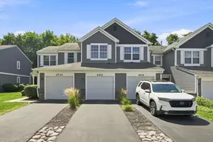 2532 Oneida Ln, Naperville, IL 60563 - Photo 2