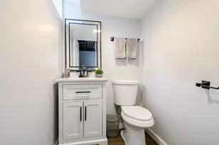 389 S West Ave, Elmhurst, IL 60126 - Photo 18