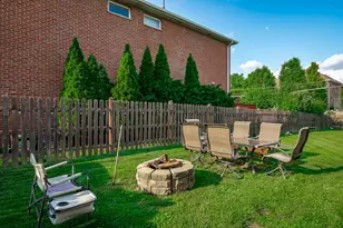 389 S West Ave, Elmhurst, IL 60126 - Photo 24