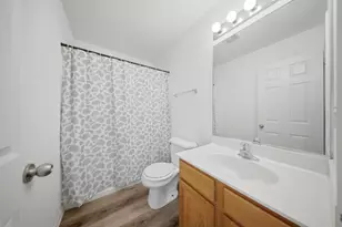 185 Springbrook Trail S, Oswego, IL 60543 - Photo 18