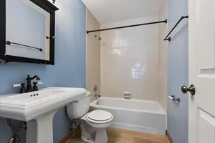 441 Park Ridge Ln, Aurora, IL 60504 - Photo 8