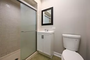 2619 W Farwell Ave, Chicago, IL 60645 - Photo 18