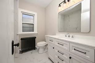 2619 W Farwell Ave, Chicago, IL 60645 - Photo 14