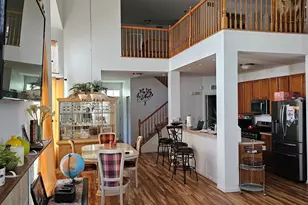 956 Bluebell Cir, Joliet, IL 60431 - Photo 8