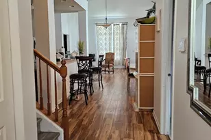 956 Bluebell Cir, Joliet, IL 60431 - Photo 4