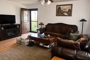 13514 Short Dr, Crestwood, IL 60418 - Photo 2