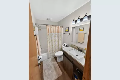 714 Walnut Lane, Marengo, IL 60152 - Photo 8