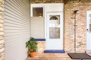 4456 N Kenneth Ave, Chicago, IL 60630 - Photo 12