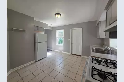 205 S Park Avenue, Waukegan, IL 60085 - Photo 4