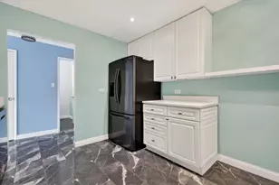 9540 Mayfield Ave, Oak Lawn, IL 60453 - Photo 10