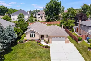 8636 W 98th Pl, Palos Hills, IL 60465 - Photo 1