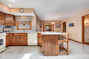 8636 W 98th Pl, Palos Hills, IL 60465 - Photo 8