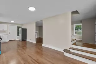 2608 Kashmiri Ave, McHenry, IL 60050 - Photo 8