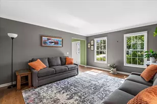 6079 Indian Trail Rd, Gurnee, IL 60031 - Photo 2