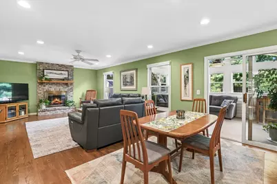 6079 Indian Trail Road, Gurnee, IL 60031 - Photo 8