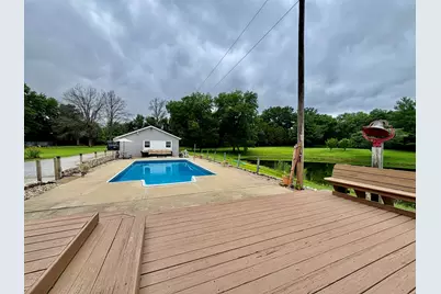 1335 Schwartz Road, Centralia, IL 62801 - Photo 22