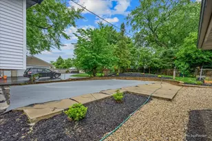 18172 W Twin Lakes Blvd, Grayslake, IL 60030 - Photo 30