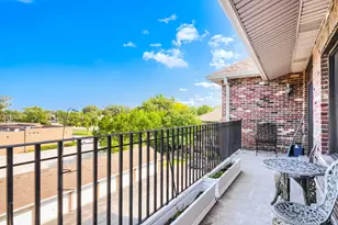 11035 Deblin Ln, Oak Lawn, IL 60453 - Photo 12