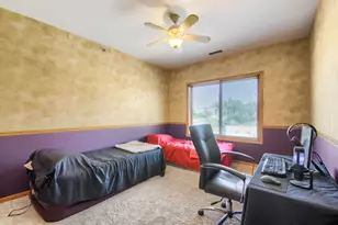 11035 Deblin Ln, Oak Lawn, IL 60453 - Photo 14