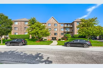 11035 Deblin Lane #305, Oak Lawn, IL 60453 - Photo 2