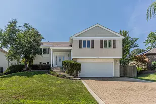 112 Lilac Ln, Buffalo Grove, IL 60089 - Photo 36