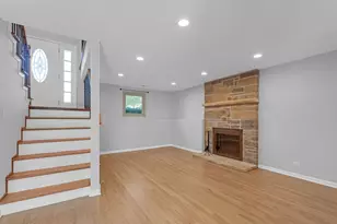 112 Lilac Ln, Buffalo Grove, IL 60089 - Photo 20