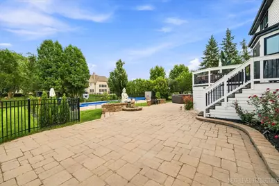 4070 Meadow View Drive, Saint Charles, IL 60175 - Photo 44