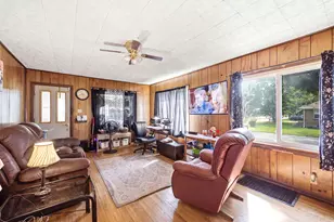 502 Barnum Rd, Rockford, IL 61109 - Photo 4
