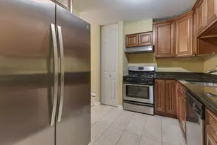 3100 Bayside Dr, Palatine, IL 60074 - Photo 12