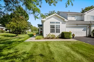 1641 Abington Ln, North Aurora, IL 60542 - Photo 2
