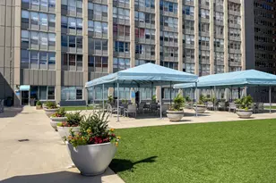 655 W Irving Park Rd, Chicago, IL 60613 - Photo 12