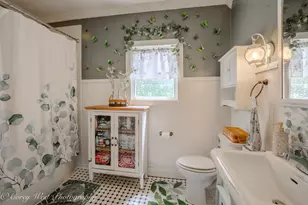 320 E High St, Sycamore, IL 60178 - Photo 4