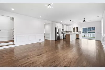 6939 W 95th Place, Oak Lawn, IL 60453 - Photo 4