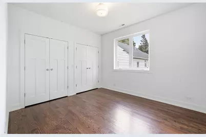 6939 W 95th Place, Oak Lawn, IL 60453 - Photo 12
