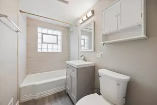 944 S Ardmore Ave, Villa Park, IL 60181 - Photo 16