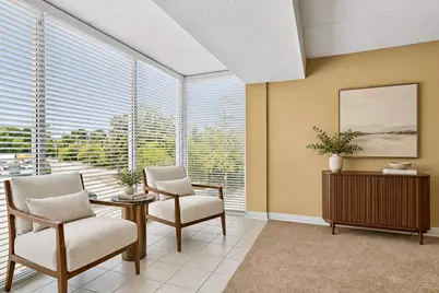 1301 N Western Avenue #237, Lake Forest, IL 60045 - Photo 4