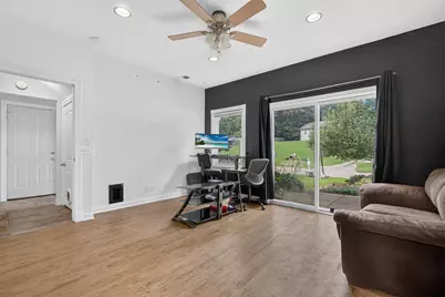 919 W Dale Avenue, McHenry, IL 60051 - Photo 20