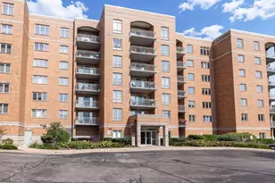 6815 N Milwaukee Ave, Niles, IL 60714 - Photo 2