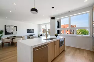1345 W Grand Ave, Chicago, IL 60642 - Photo 10