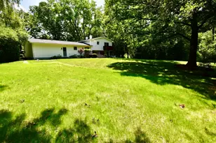 26890 N Longwood Rd, Lake Forest, IL 60045 - Photo 28