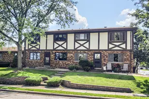 230 Manor Dr, New Lenox, IL 60451 - Photo 2