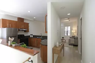 1223 E 52nd St, Chicago, IL 60615 - Photo 6
